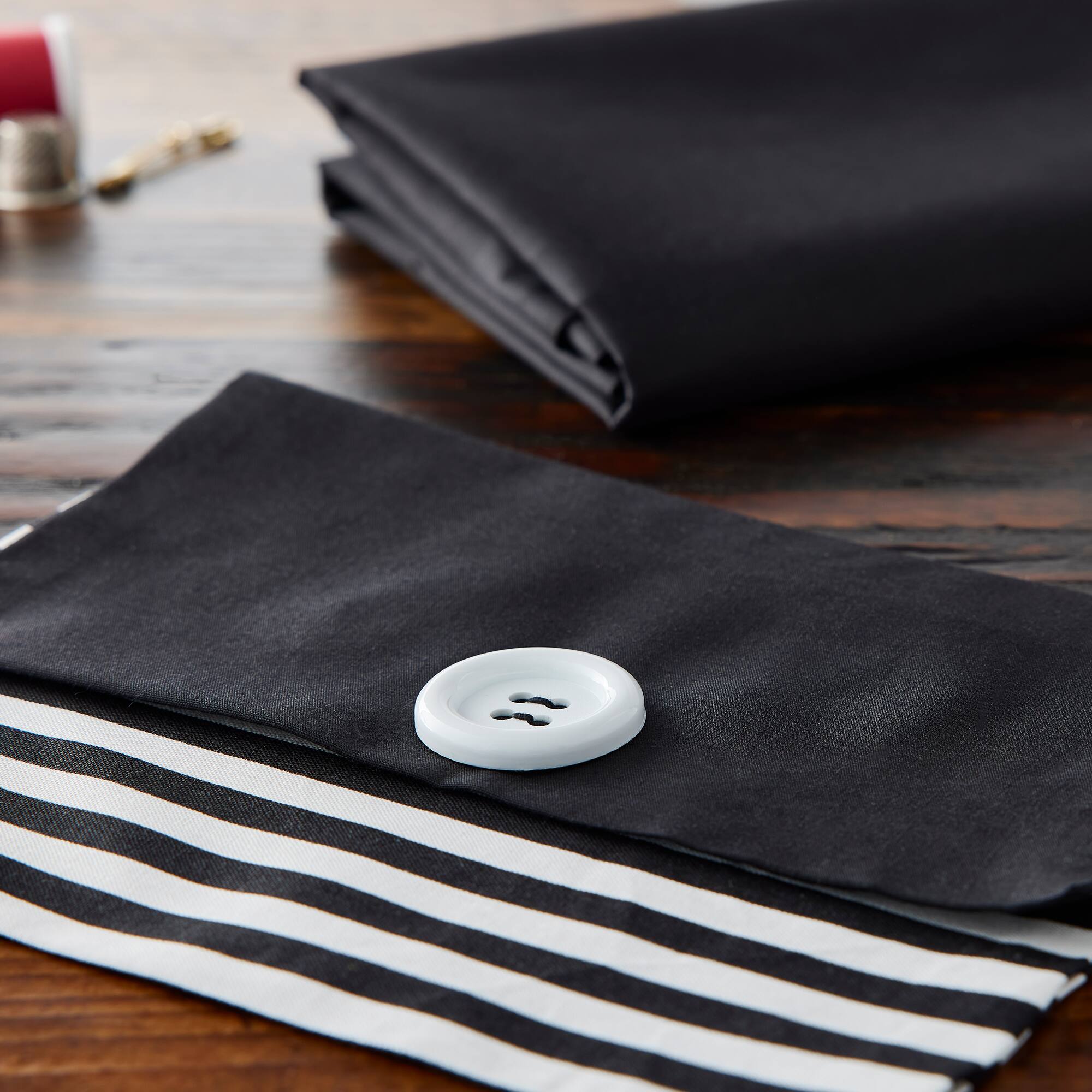 20 yd. Full Bolt: Feldman Black Broadcloth Fabric